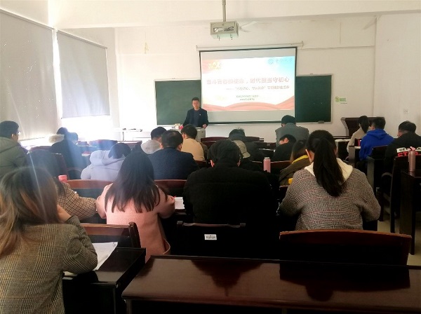 批评.jpg 批评.jpg